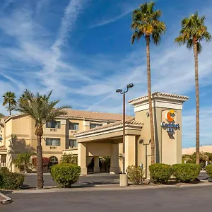 ** Hotel Comfort West At 27th Ave And I-i0 United States